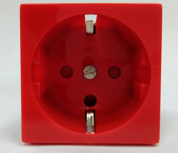 Розетка электрическая 2К+З (красная) без шторок | 200009 | SPL