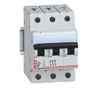 Выключатель автоматический трехполюсный DX3-E 6000 20A C 6кА | 003452 | Legrand